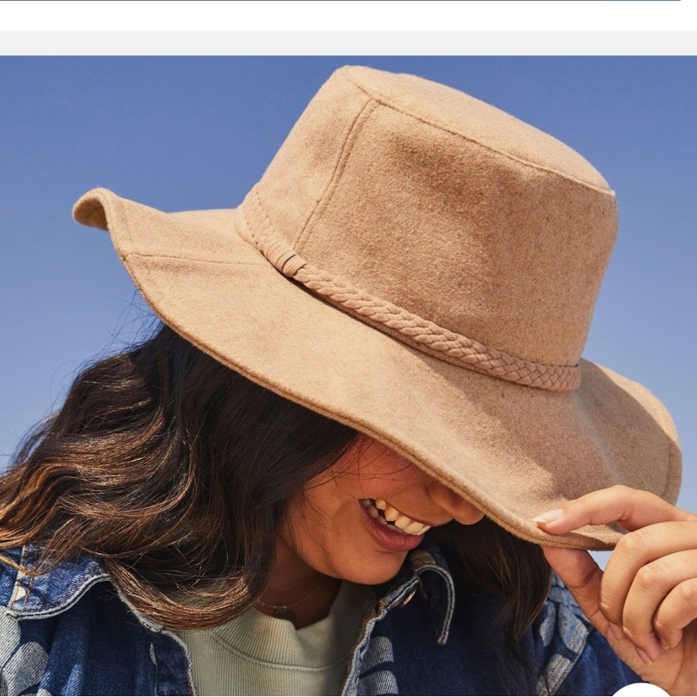 ASN Chic Tan Wide Brim Hat